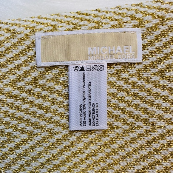 Michael Kors Scarf & Hat Set - Picture 7 of 8